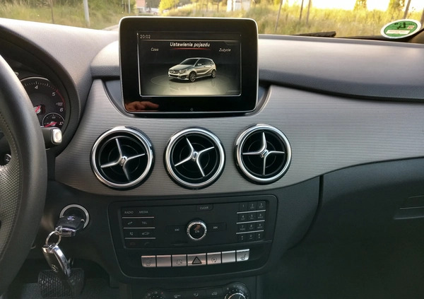 Mercedes-Benz Klasa B cena 26900 przebieg: 380000, rok produkcji 2015 z Szczecin małe 436